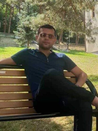  34151252  Armen, 29 ,    