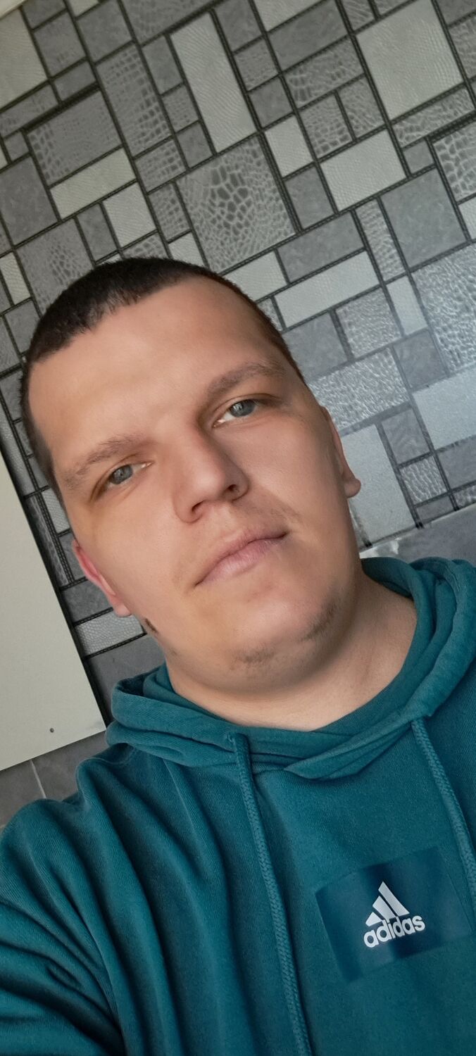  42433852  , 32 ,    
