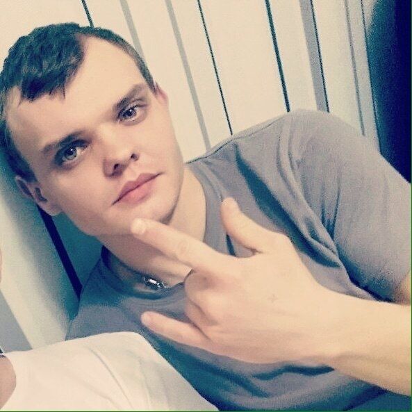  ,   Artem, 33 ,   ,   , c 