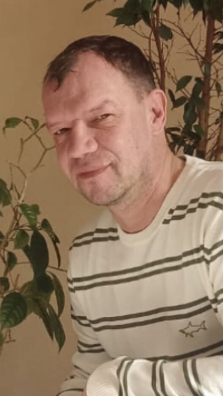  49889432  , 46 ,    