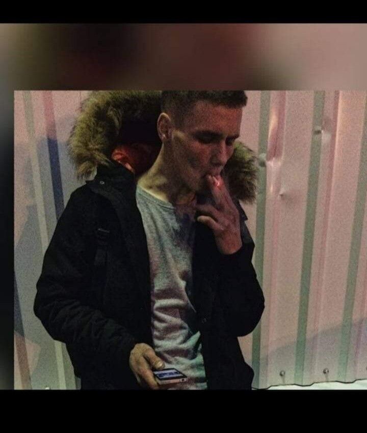  15815592  , 25 ,    