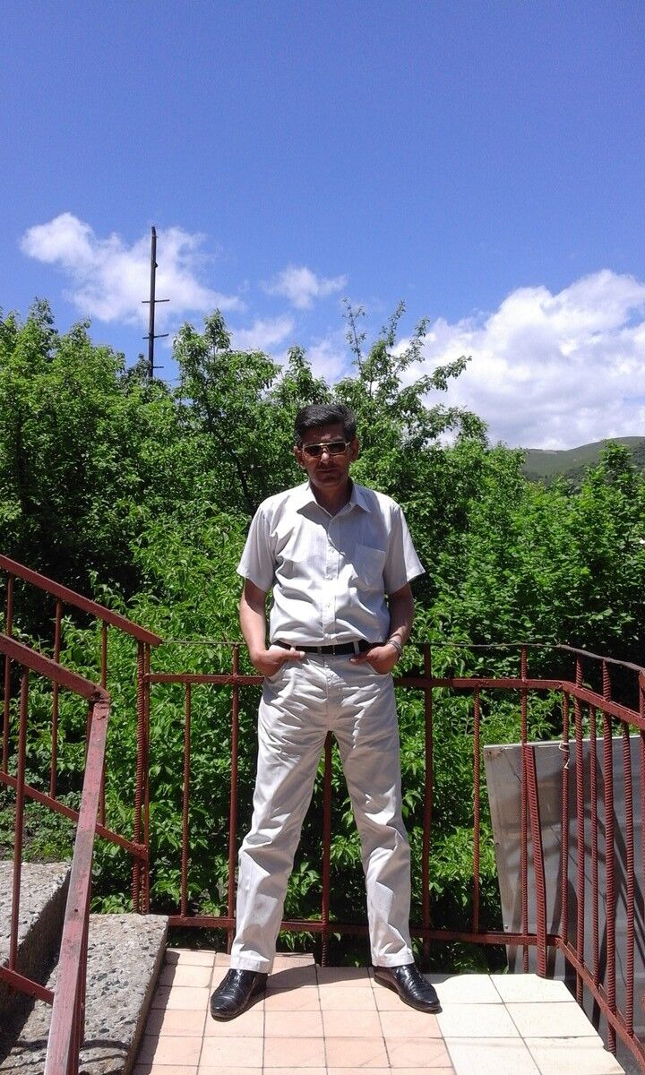  7537642  Arayik, 55 ,    