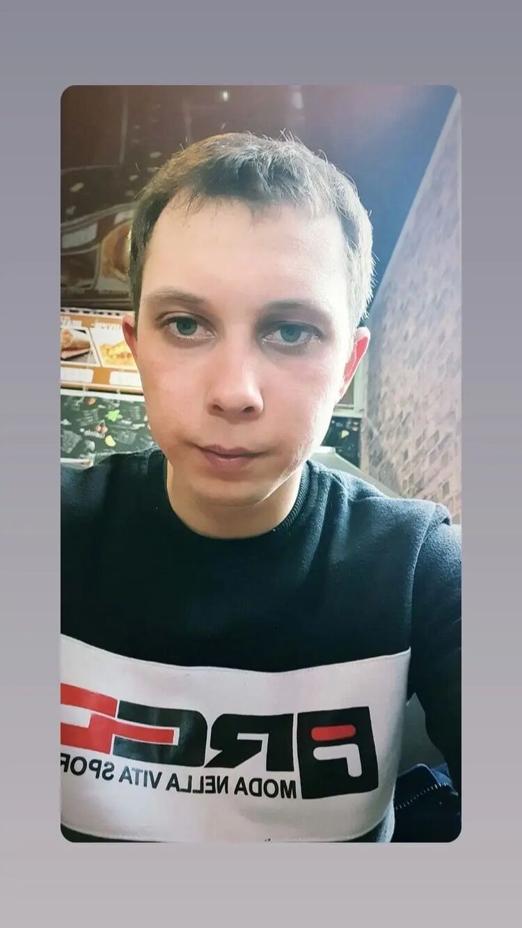  ,   Mikhail, 27 ,   ,   , c 