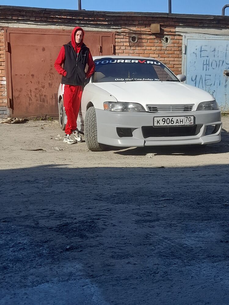  ,   Denis, 40 ,   ,   , c 