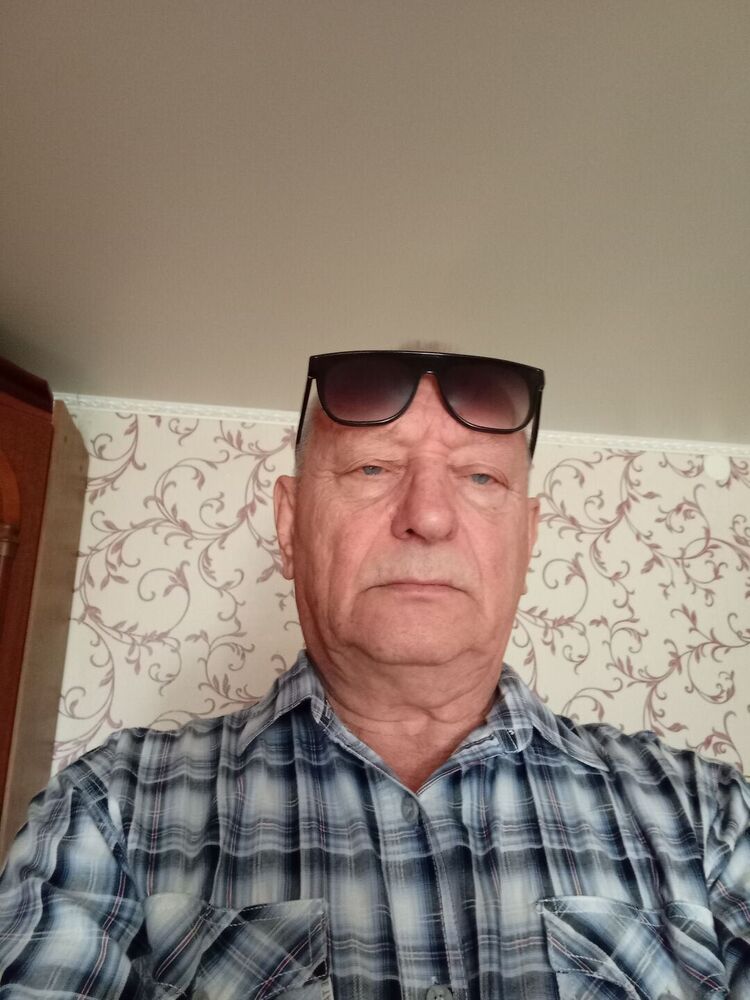  30049422  , 65 ,    
