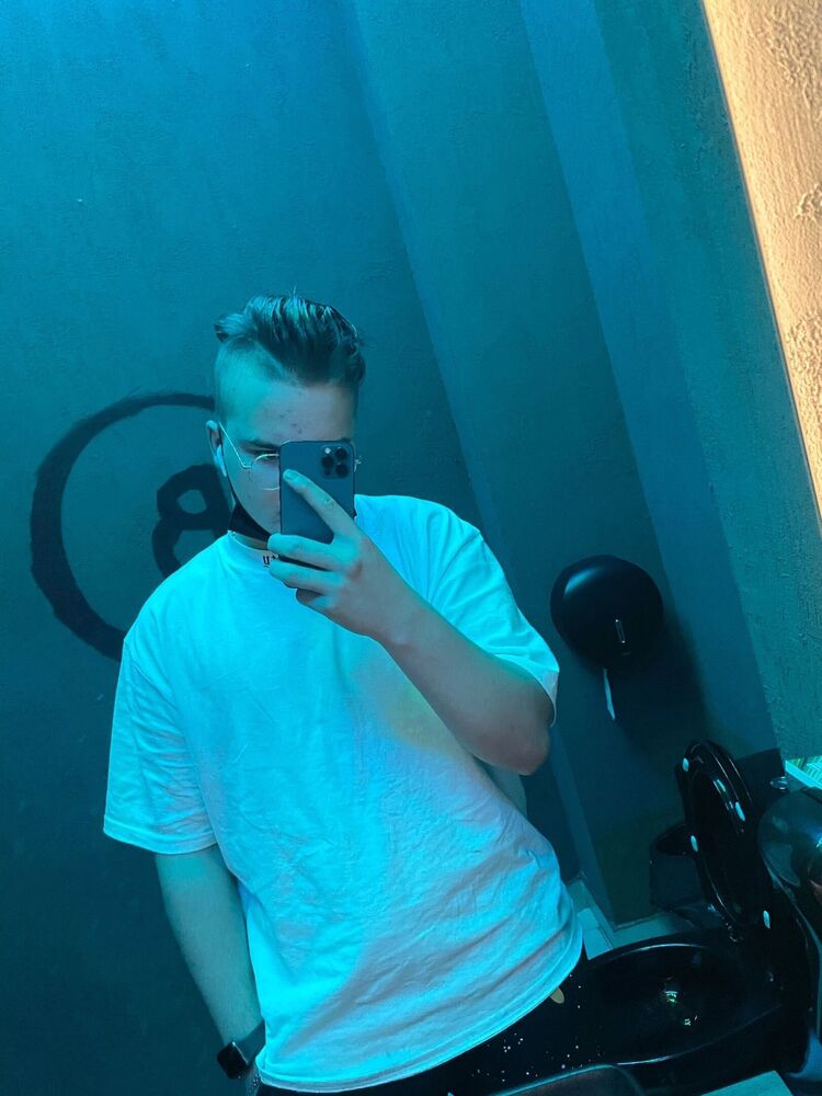 ���� 28721422 ����� �������, 22 ����, ���� ���������� � ������