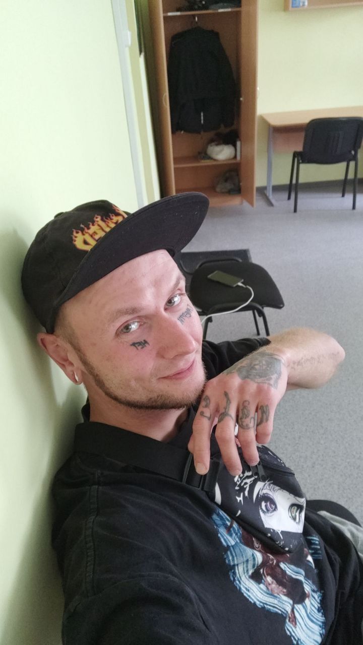 ���������� �����-���������, ���� ������� Forgive me, 29 ���, ������������ ��� ������, ����� � ���������, c�������� ���������