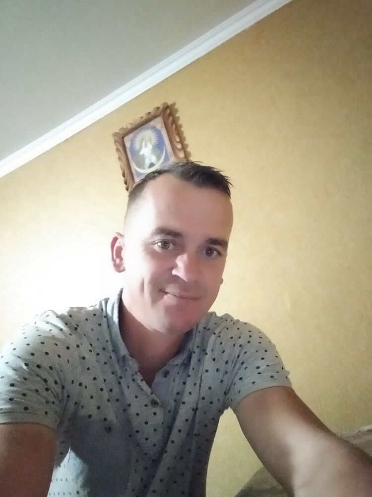  36438332  , 40 ,    