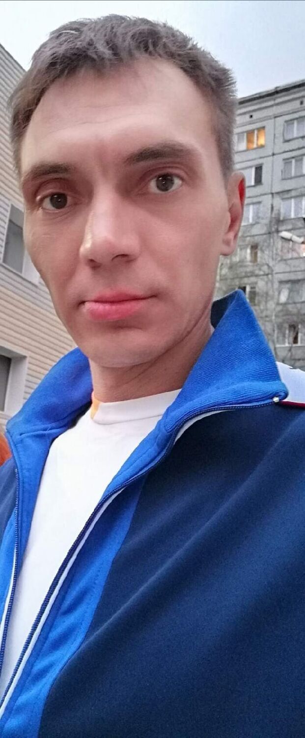  22650832  ALEXEI, 43 ,    