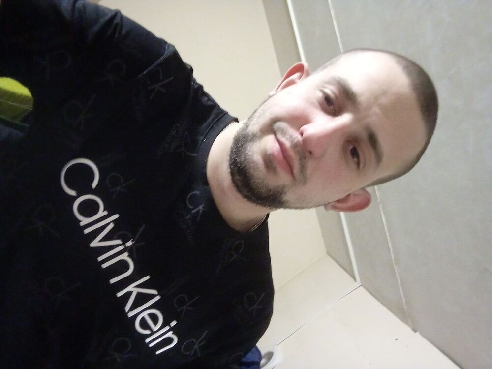  42308362  , 27 ,    