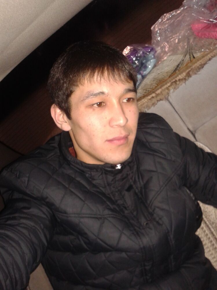  ,   Magzhan, 32 ,   ,   , c 