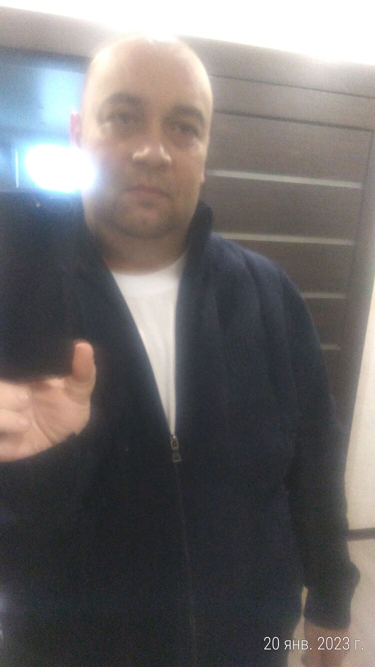  32334952  , 43 ,    -