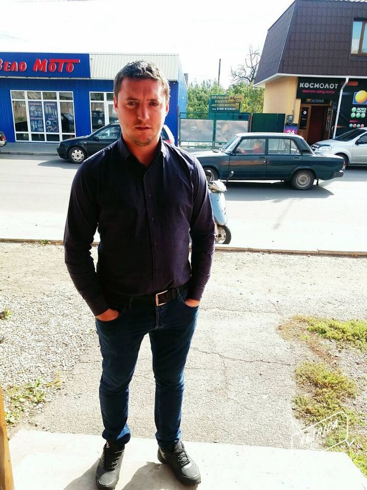 15495442  Sergij, 32 ,    