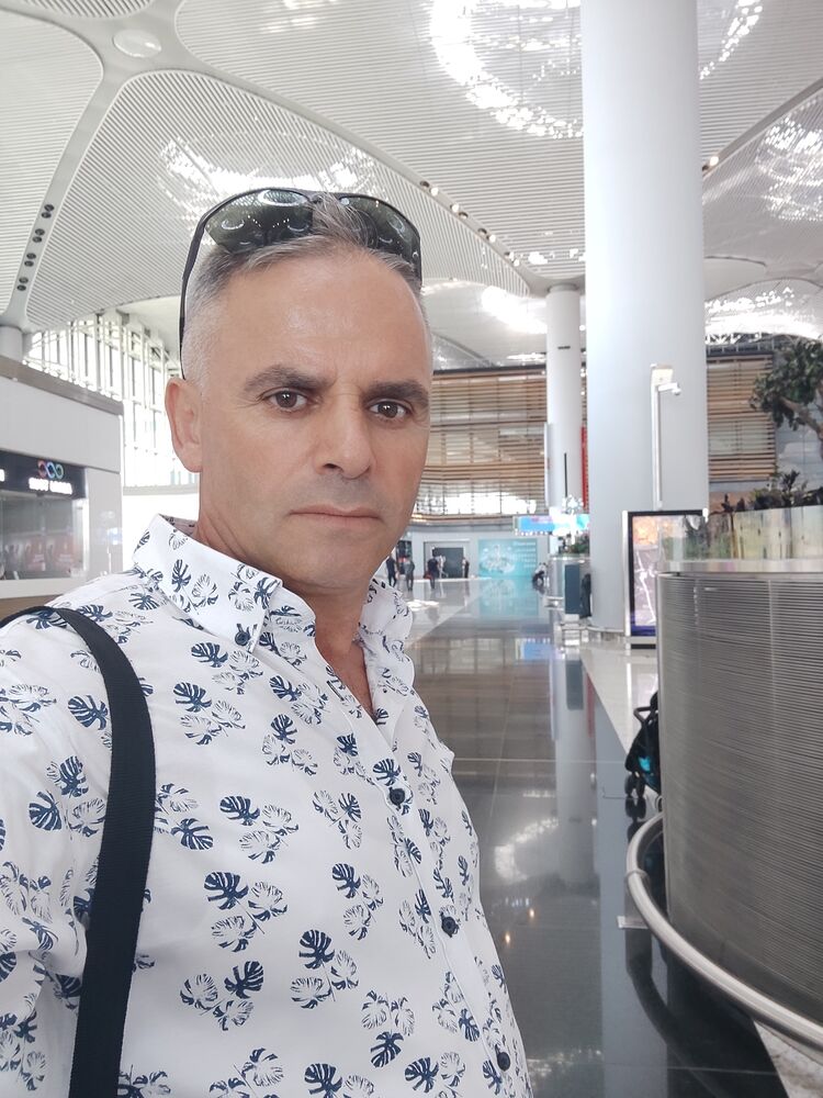  48294122  Emirhan, 45 ,    