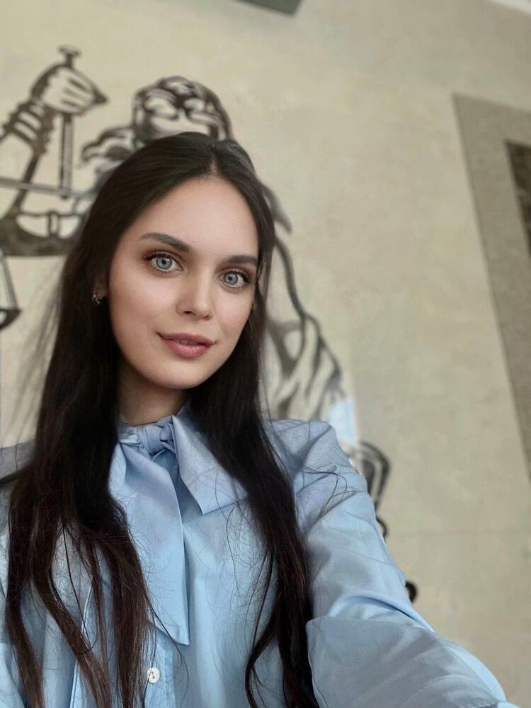  ,   Lina, 25 ,     , c 