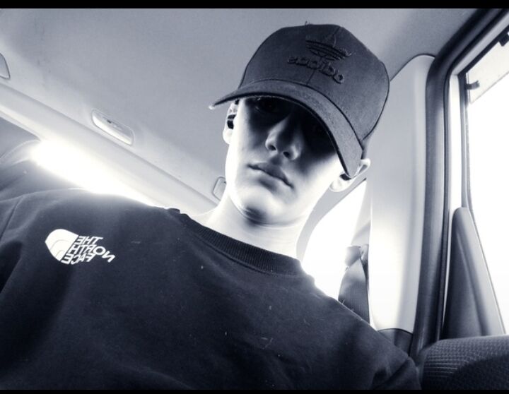 ���� 48453022 ����� ������, 19 ���, ���� ���������� � ��������