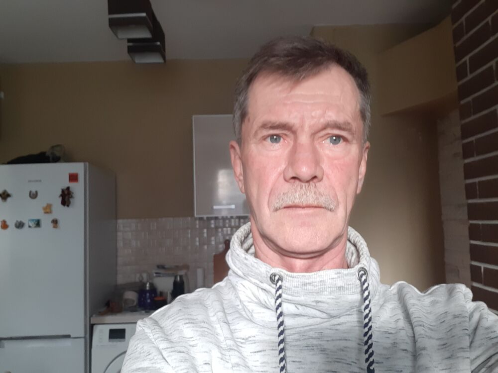  54192702  Sergei, 62 ,    