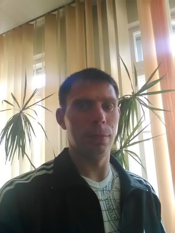  ,   Witalii, 41 ,   ,   