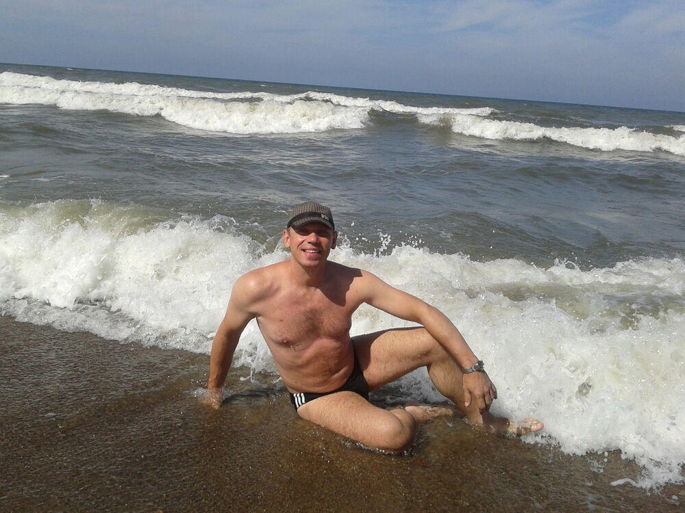  ,   Alex, 56 ,   ,   , c 