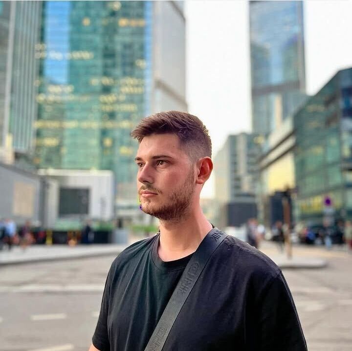  54378332  Nikita, 24 ,    