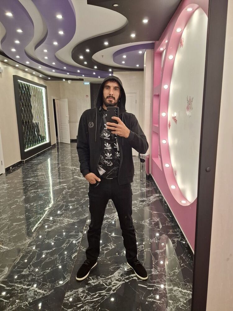  45838562  , 39 ,    
