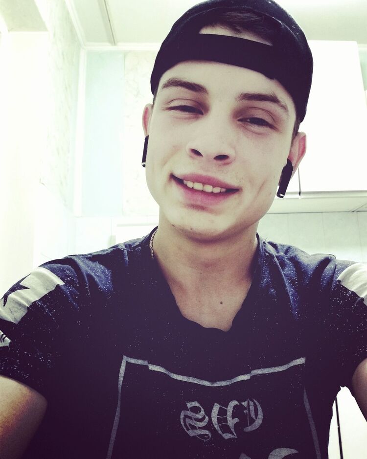  ,   Vanya, 23 ,   ,   , c 