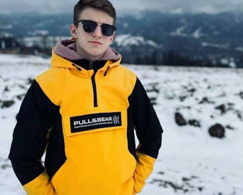  ,   , 27 ,   ,   