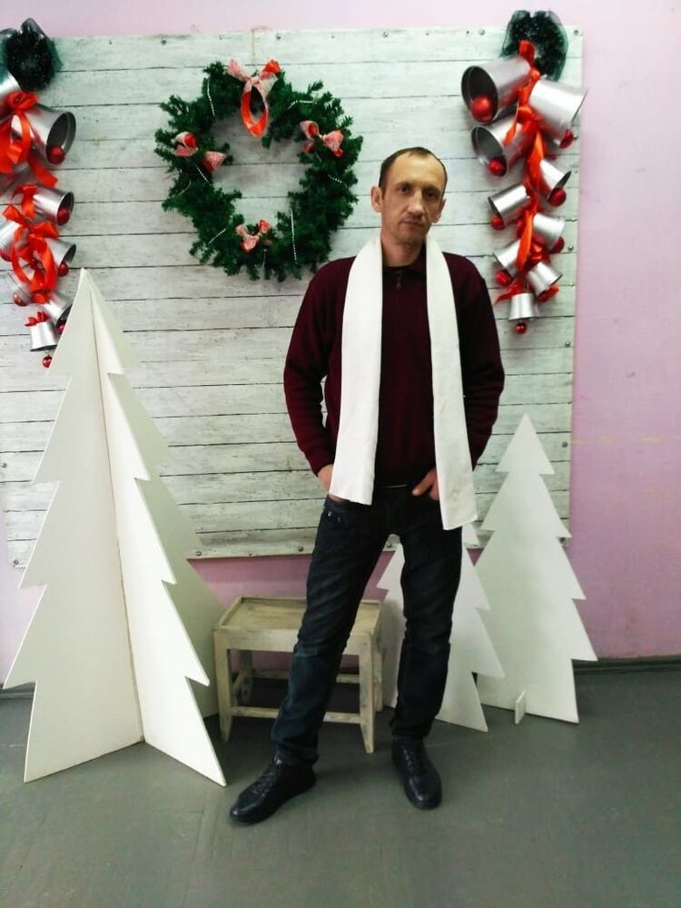  18127152  , 44 ,    --