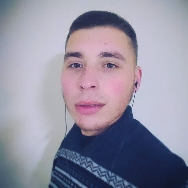  43647752  , 26 ,    