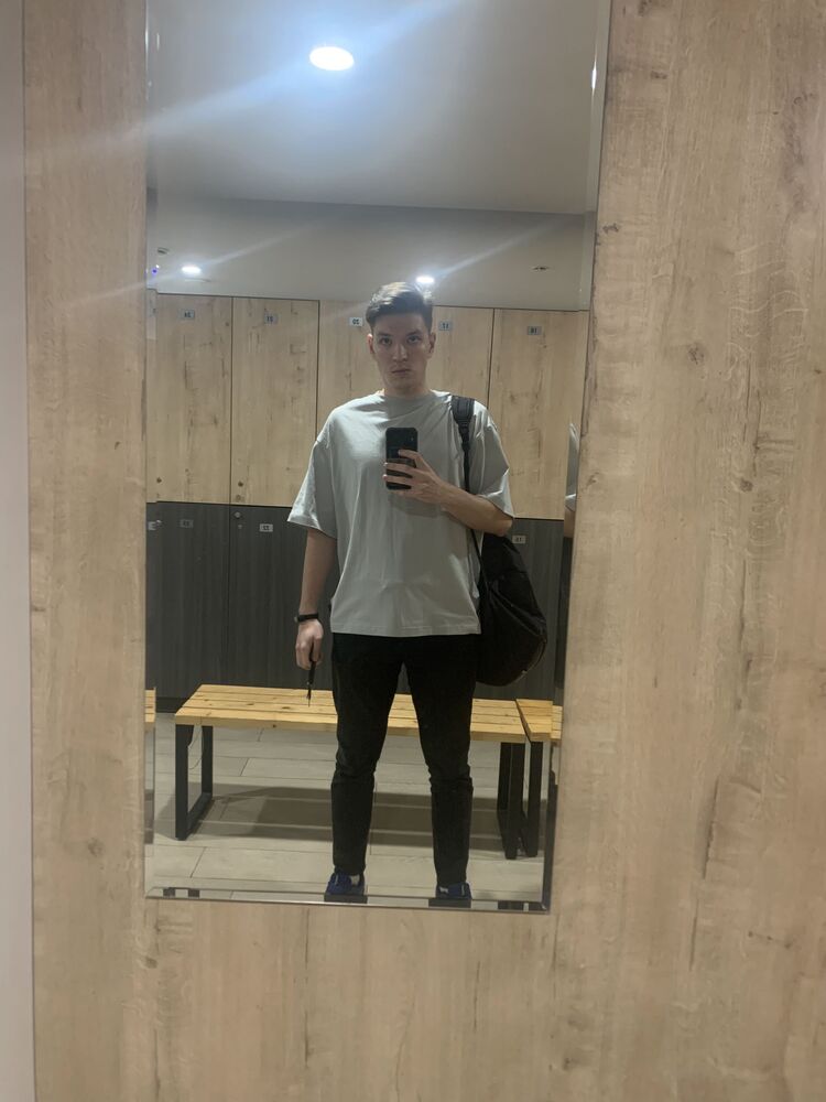  42076702  , 23 ,    