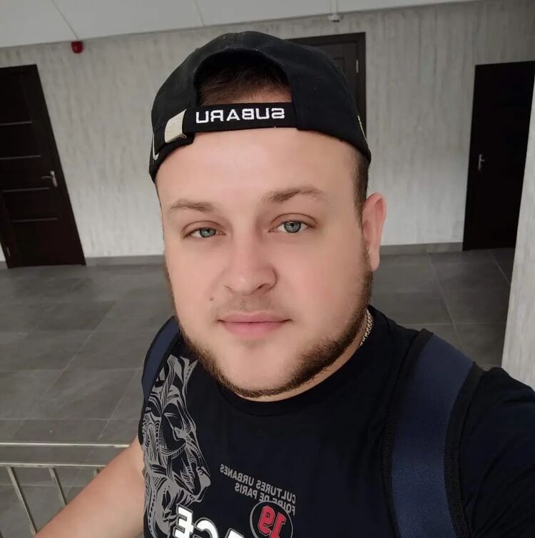 ���������� ������, ���� ������� Adrian Gira, 31 ���, ������������ ��� ������, ����� � ���������, c�������� ���������, ���������