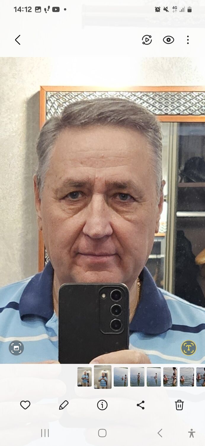  44367252  , 61 ,    
