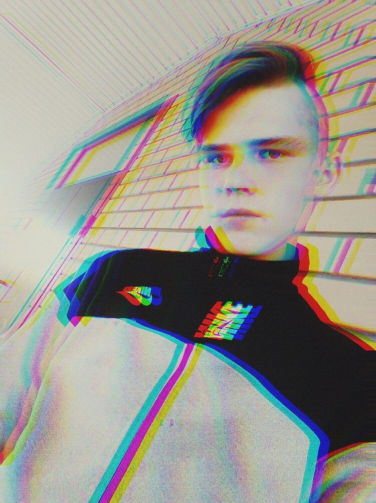  31732722  , 21 ,    