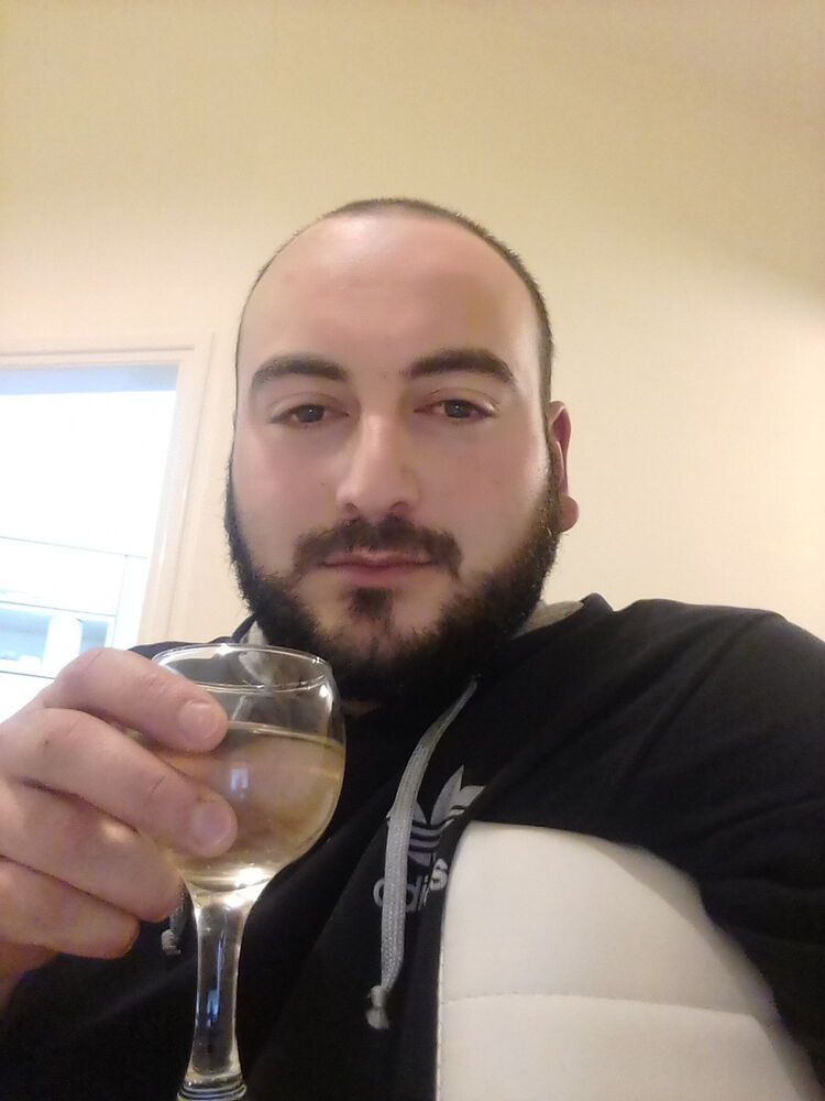  Nicosia,   Jack Daniel, 35 ,   ,   , c 