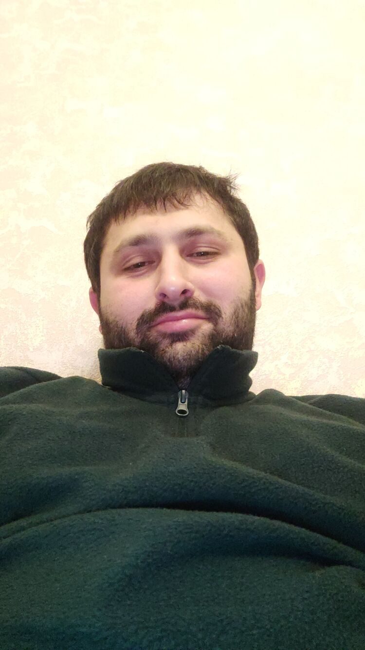  47427742  , 32 ,    