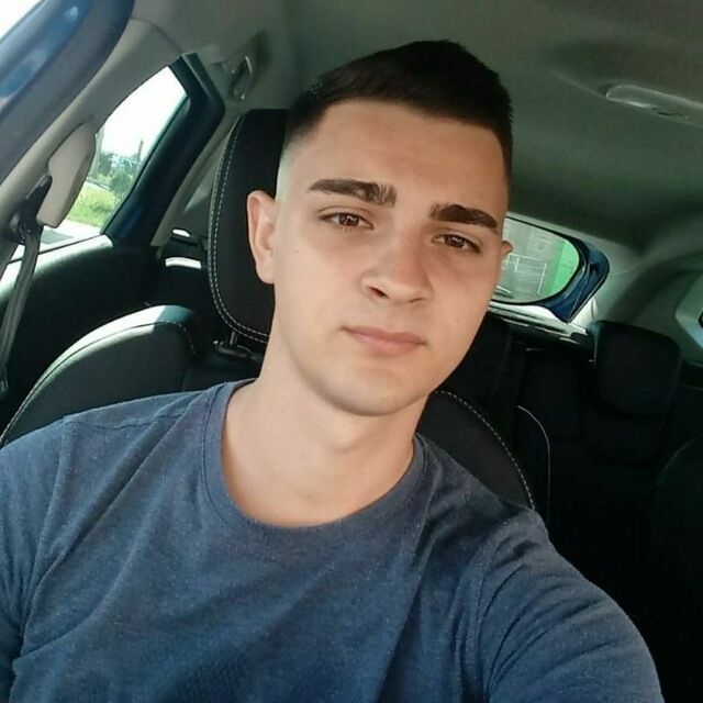 28037342  Alexander, 29 ,    