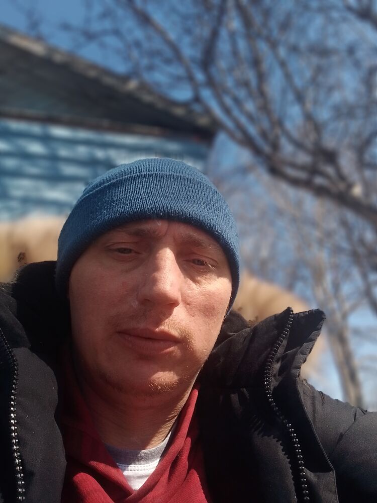  42250672  , 37 ,    