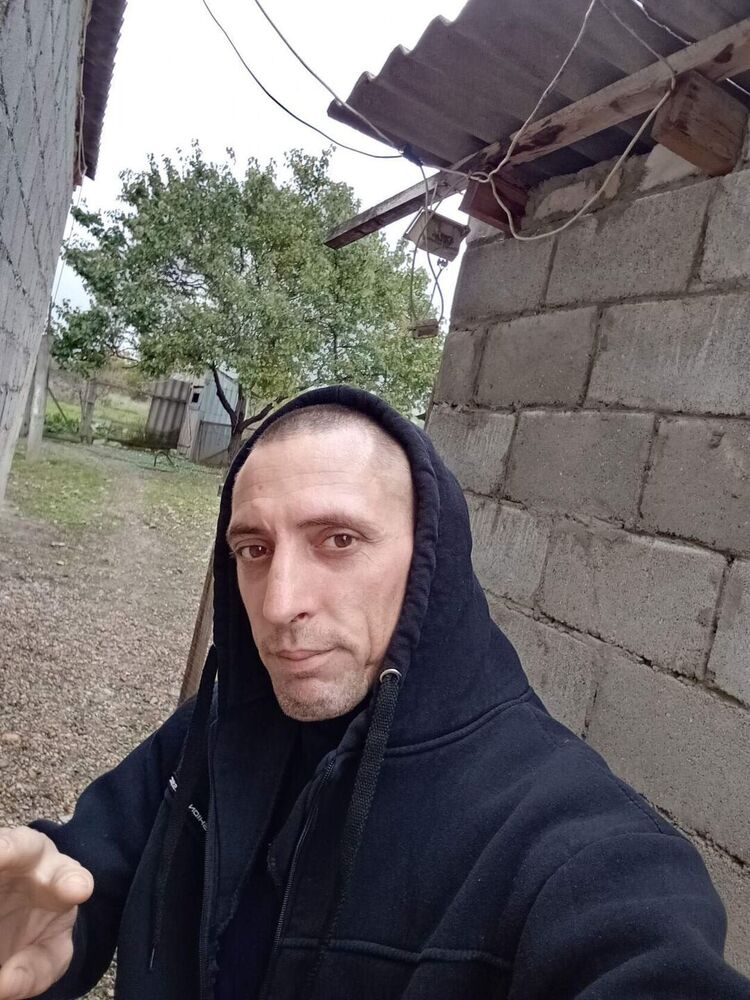  44237272  , 44 ,    