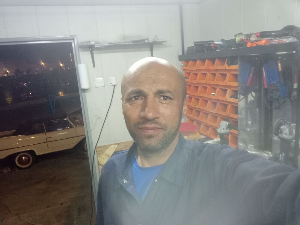  42775592  SHOKHIN, 42 ,    