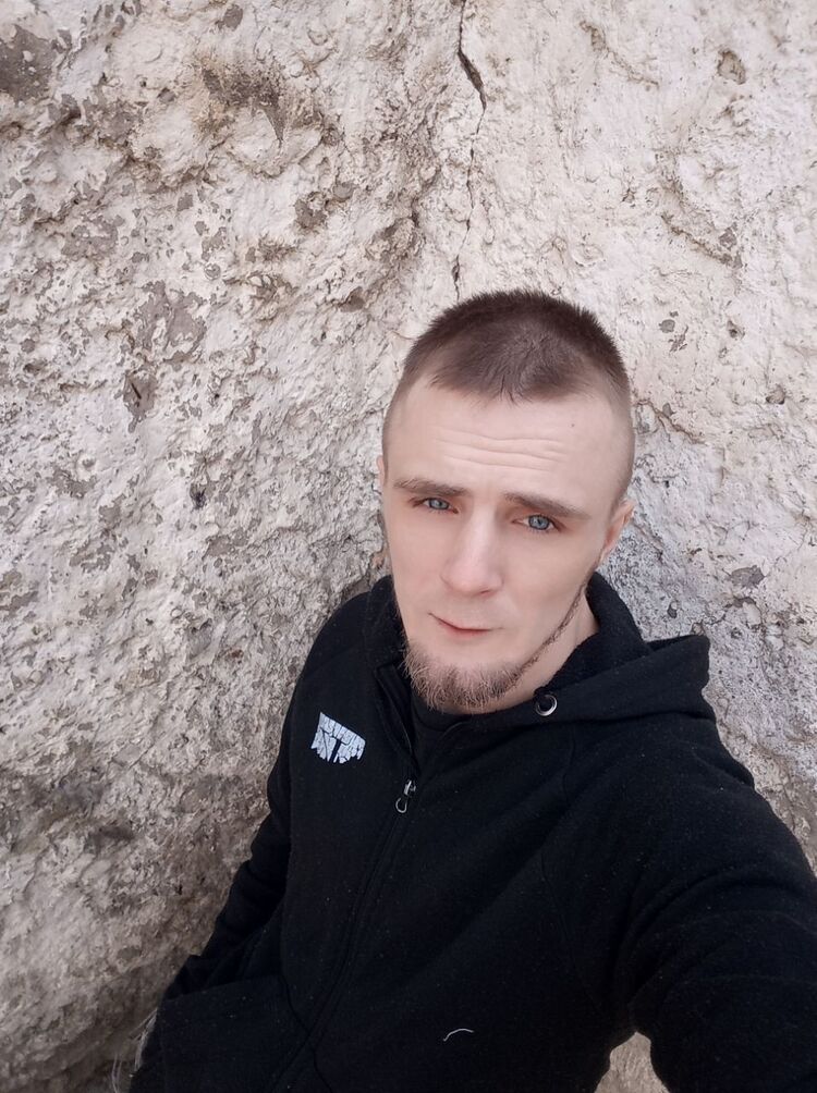  52564362  , 28 ,    