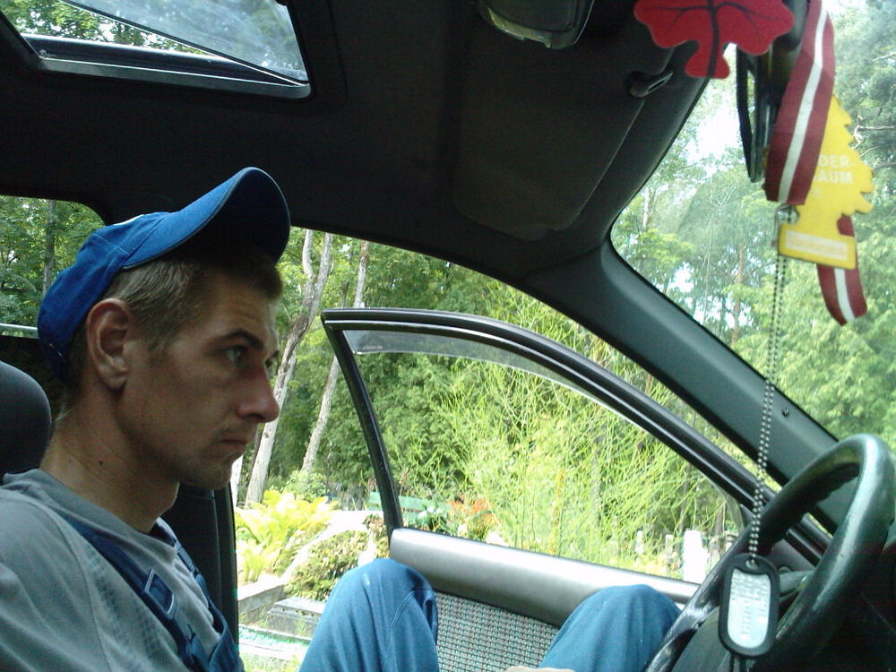  ,   Oleg, 37 ,   ,   , c 