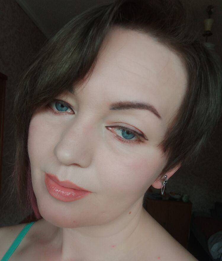  32788362  Svitlana, 38 ,    