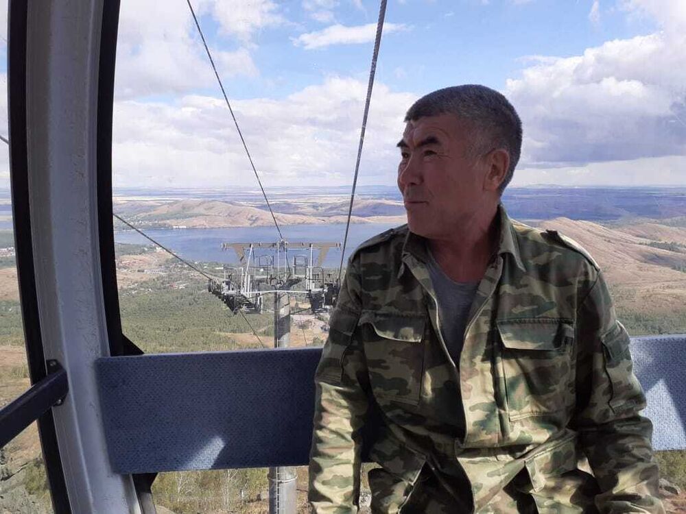  35491362  Azamat, 54 ,    