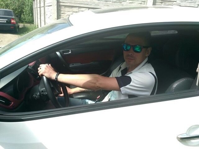  ,   Vlad, 44 ,   ,   , c 