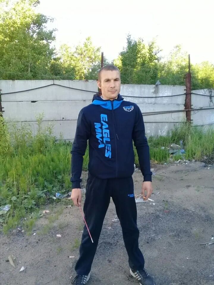  44237532  , 39 ,    