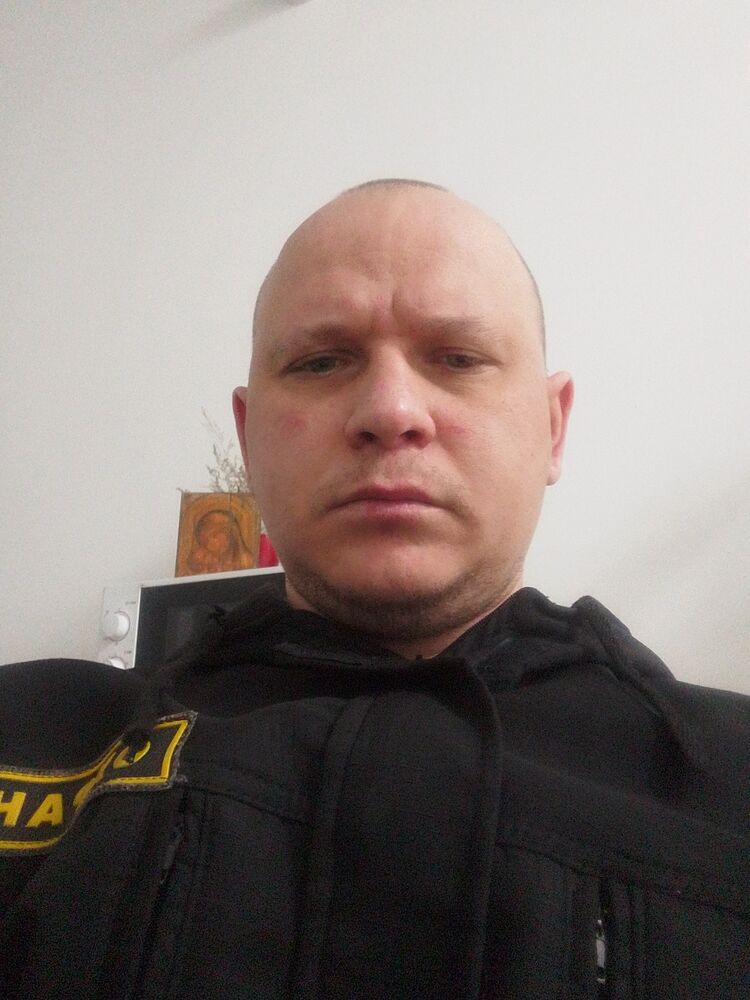  45168282  , 36 ,    