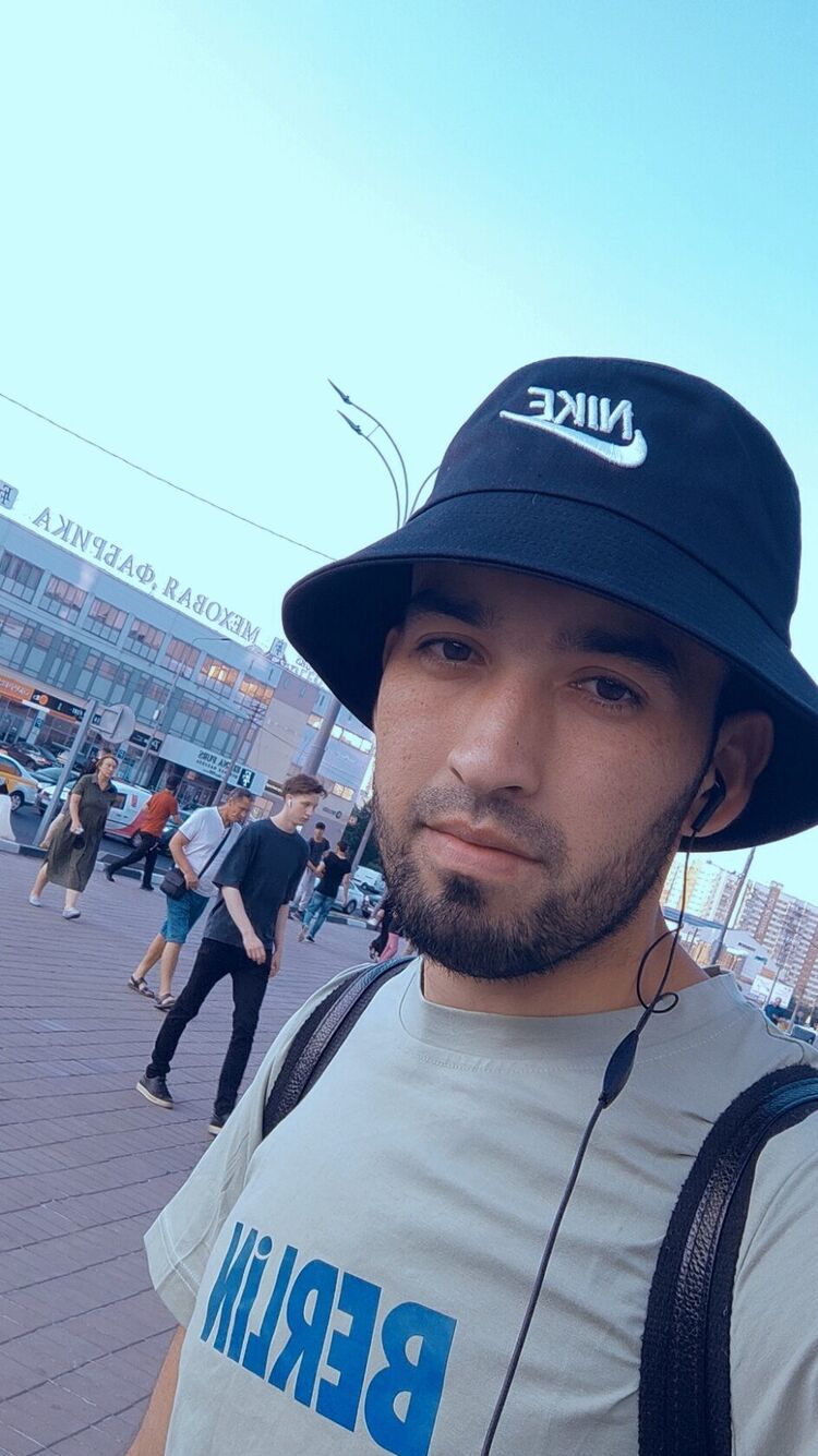  29239452  Firuz, 27 ,    