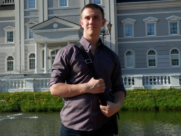  4408042  Artem, 32 ,    