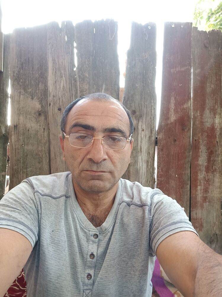  47431262  , 53 ,    