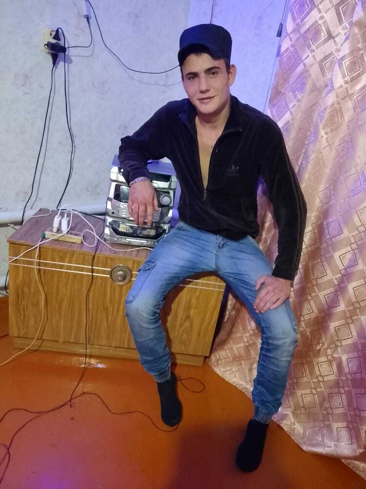  39545442  , 49 ,    